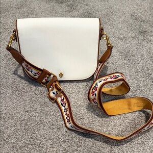 Tory Burch Elegant White and Brown Crossbody Bag